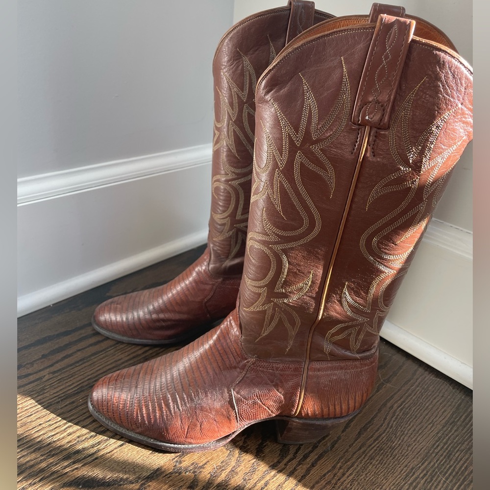J. CHISHOLM lizard skin cowboy boots. Good condition